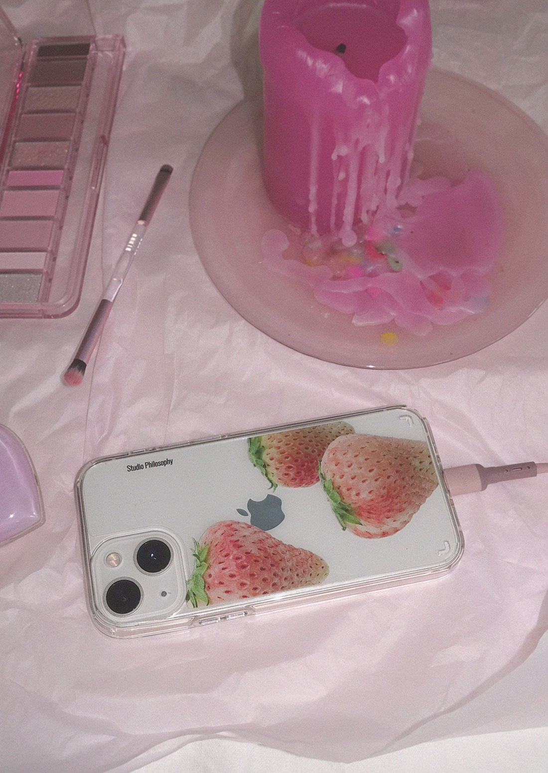Pink Strawberry Case (ver.1)